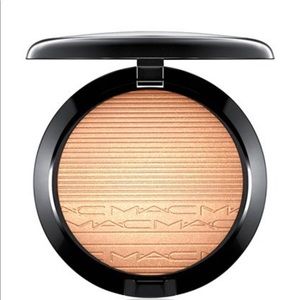 Poudres Compactes Extra Dimension Mac Oh Darling (9 g) (9 gr) main image 1